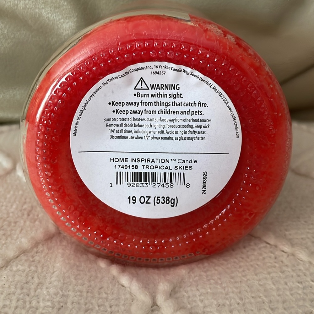 NWT Yankee Candle Tropical Skies Jar 19 OZ. - Picture 2 of 3